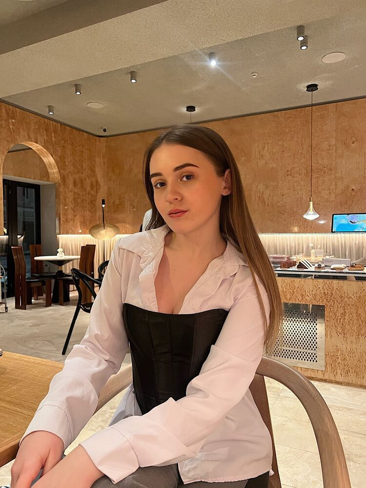 ���� 53668639 ������� Shirley, 22 ����, ���� ���������� � ������