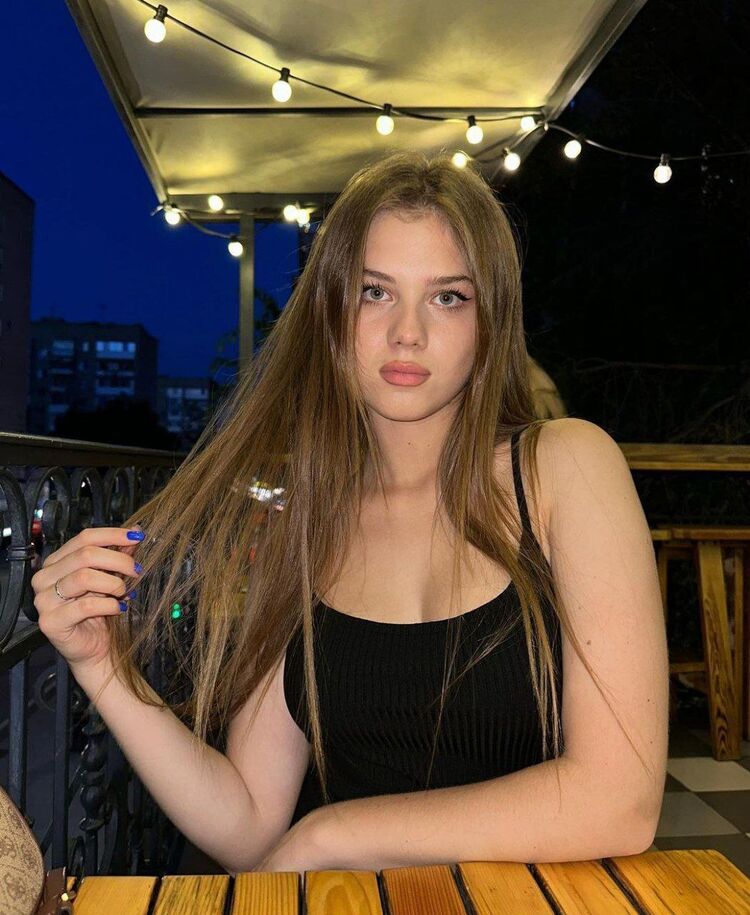  38239849  Yexeera, 27 ,    