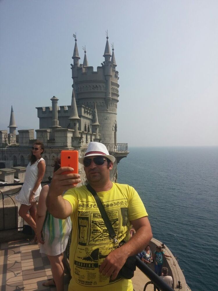  7818929  Artur, 41 ,    