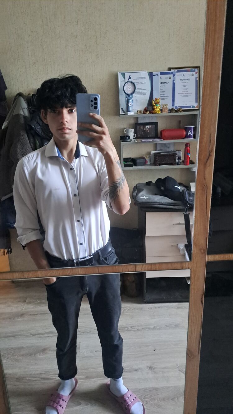  ,   Alexander, 20 ,   ,   