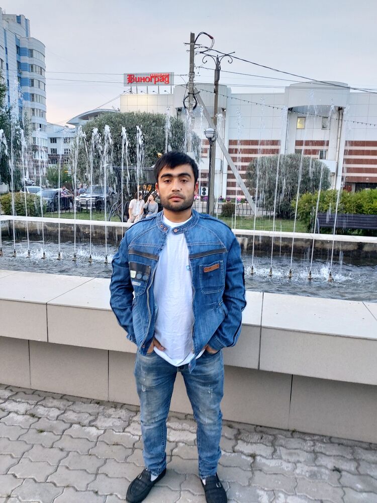  ,   Muxriddin, 33 ,   ,   