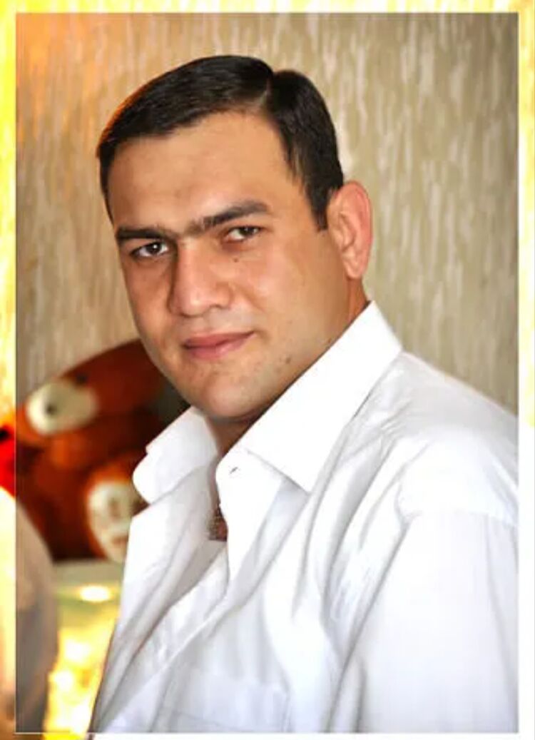 47304909  Ruben, 38 ,    
