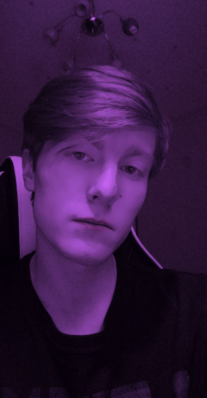  -,   VladislaV, 25 ,   ,   , c , 