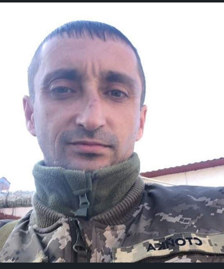  46943709  Ivan, 40 ,    Pisnice
