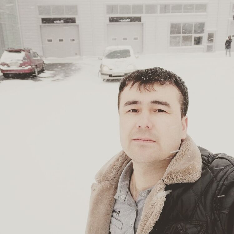  ,   Mirkomil, 32 ,  