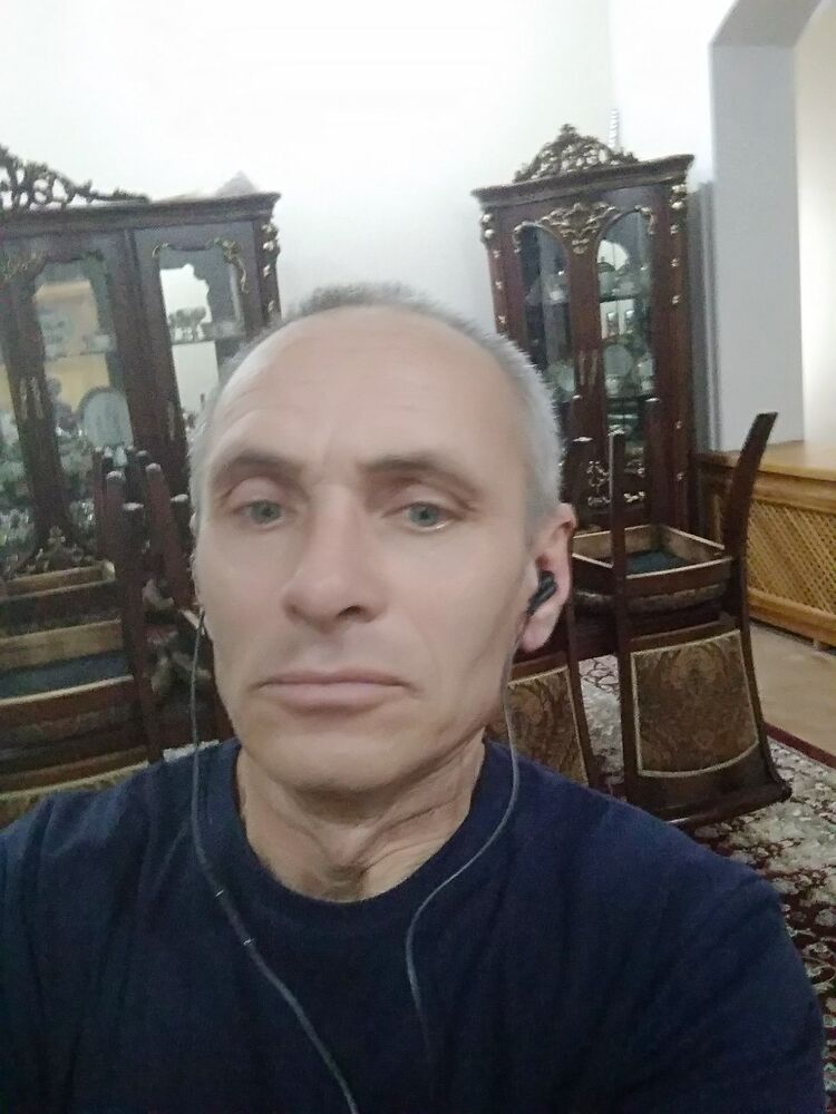  40490299  , 55 ,    