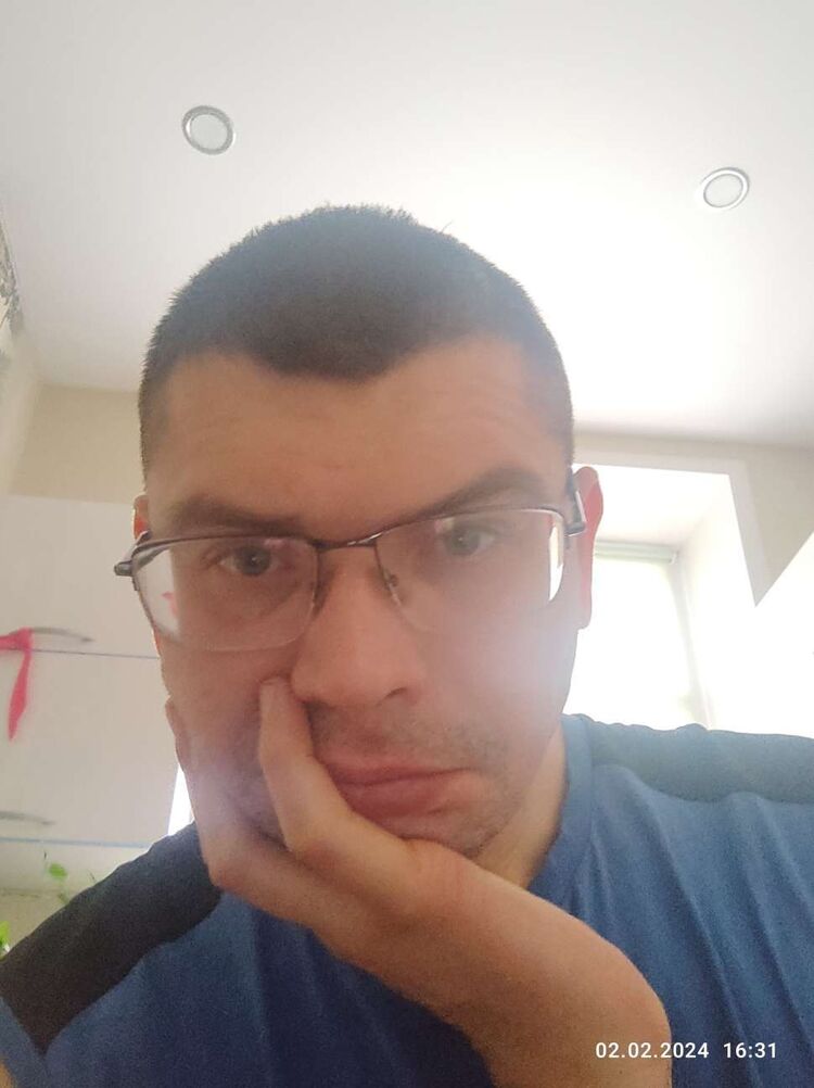  41202289  , 37 ,    