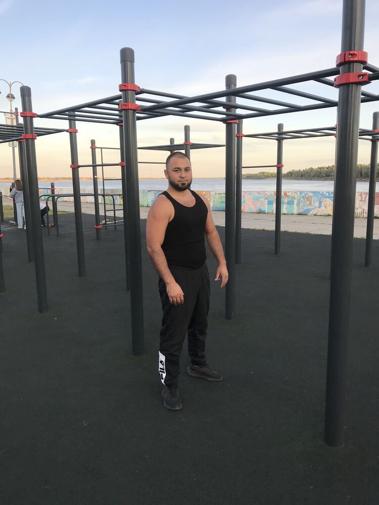  28613409  , 33 ,    