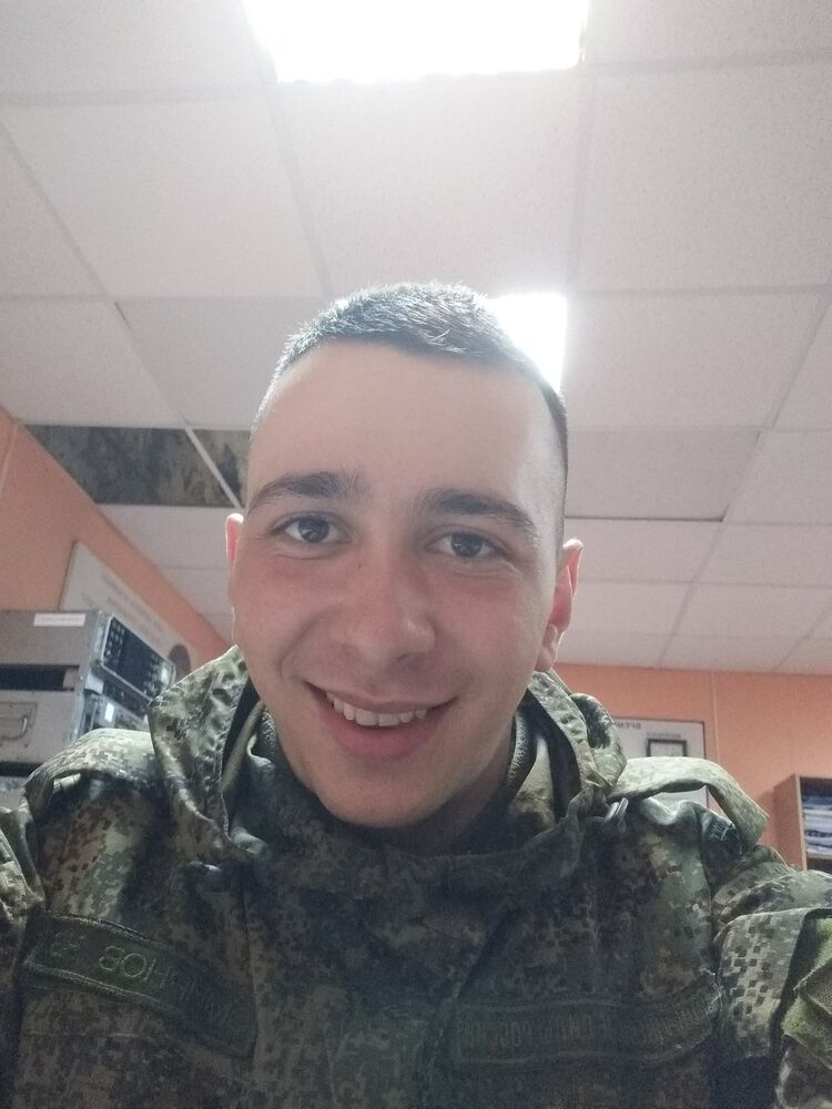  25677549  , 24 ,    