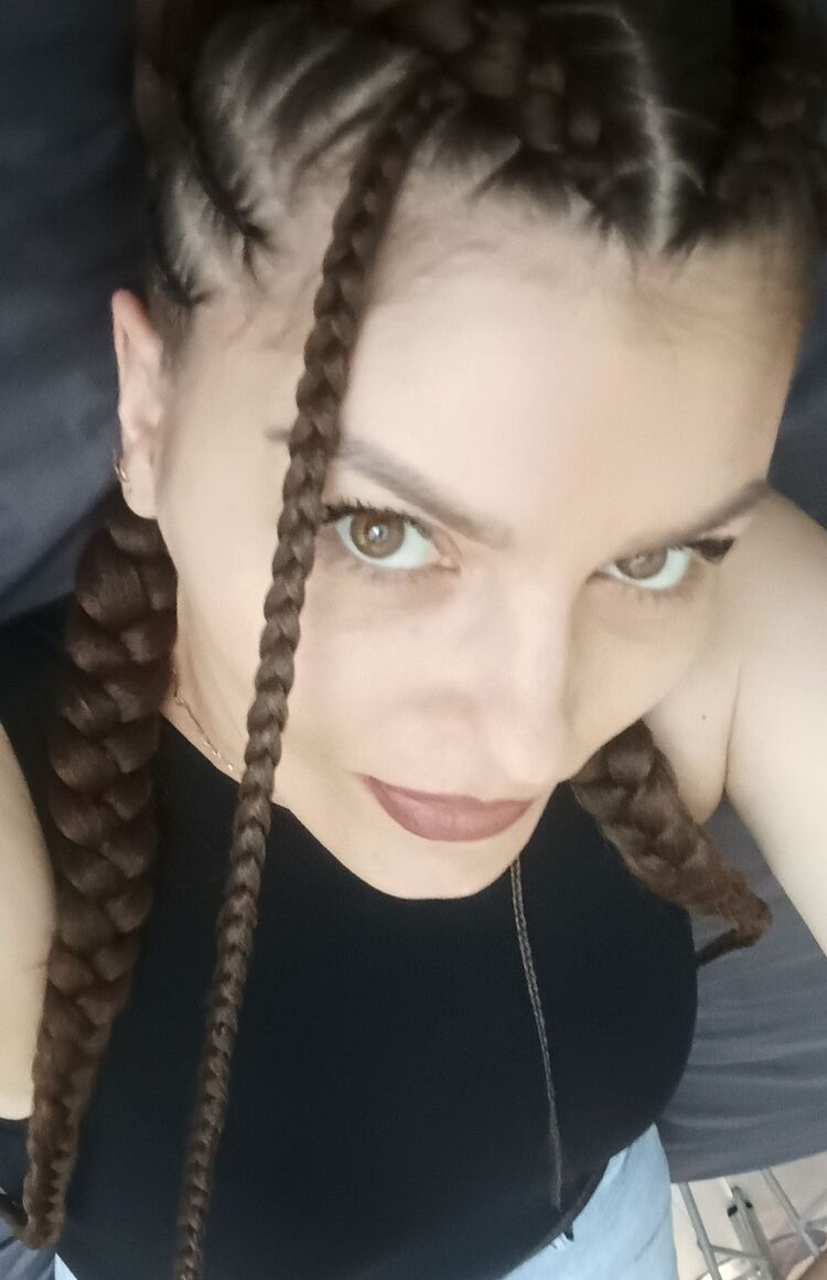  52460199  Viktoria, 36 ,    