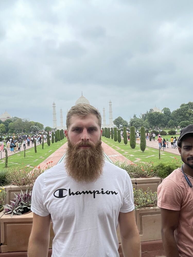 ���� 29876389 ������� �����, 32 ����, ���� ���������� � Ban Na San