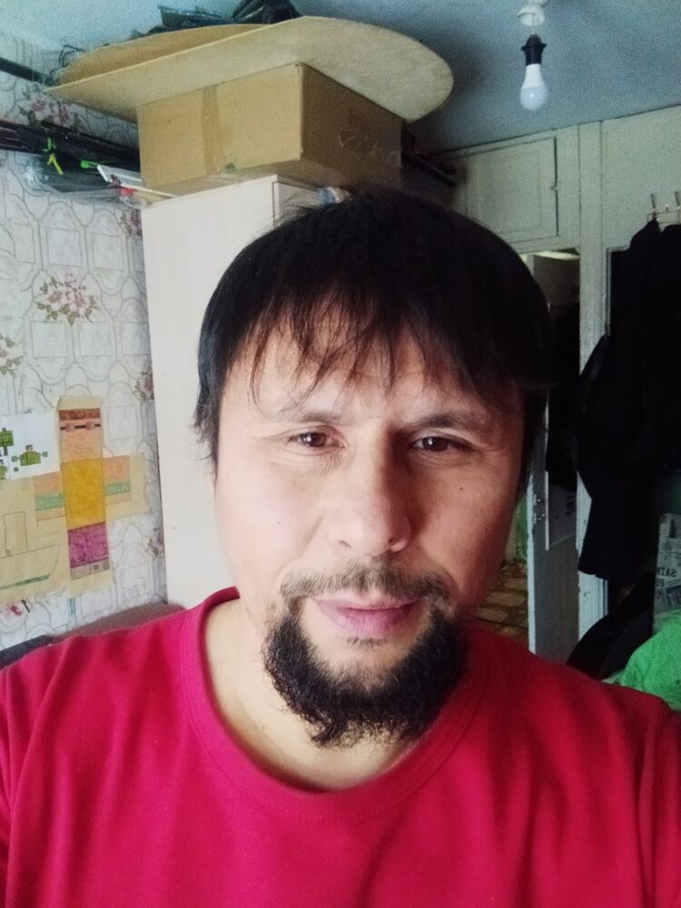  46989639  , 37 ,    