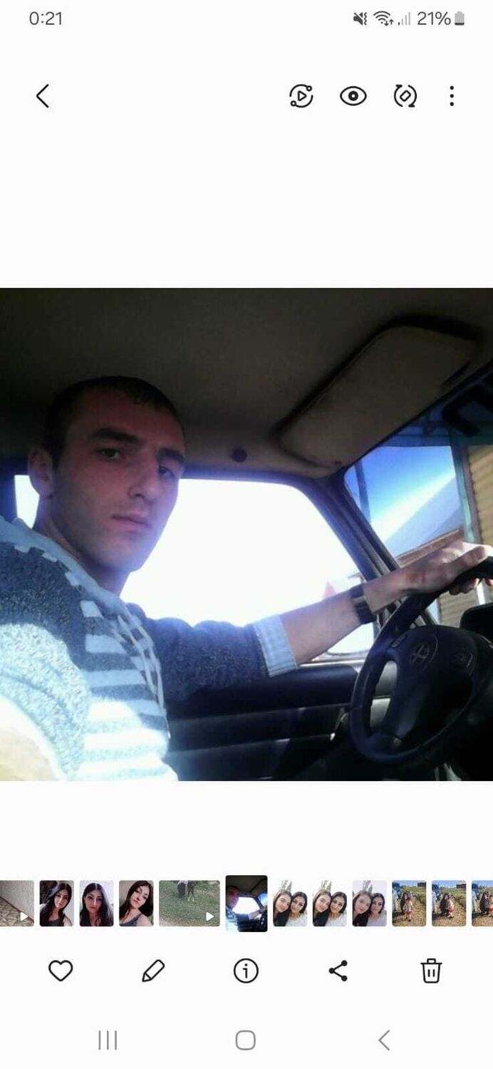  53133419  Artur, 33 ,    Utopia