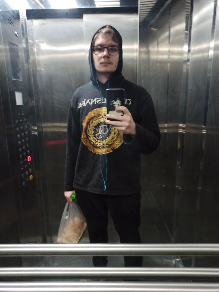  Warszawa,   Andrei, 24 ,   ,   