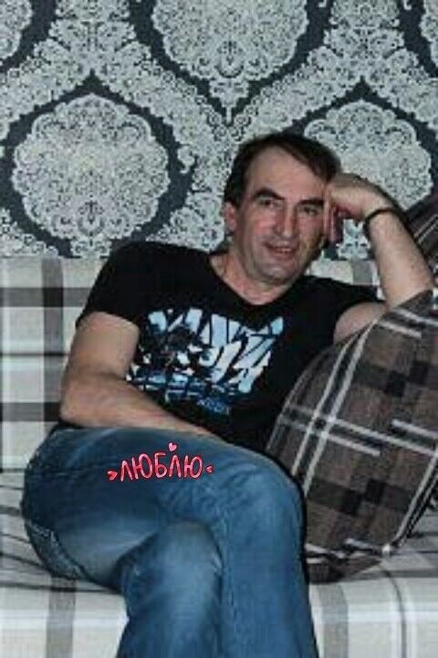  18481909  Zoran, 47 ,    
