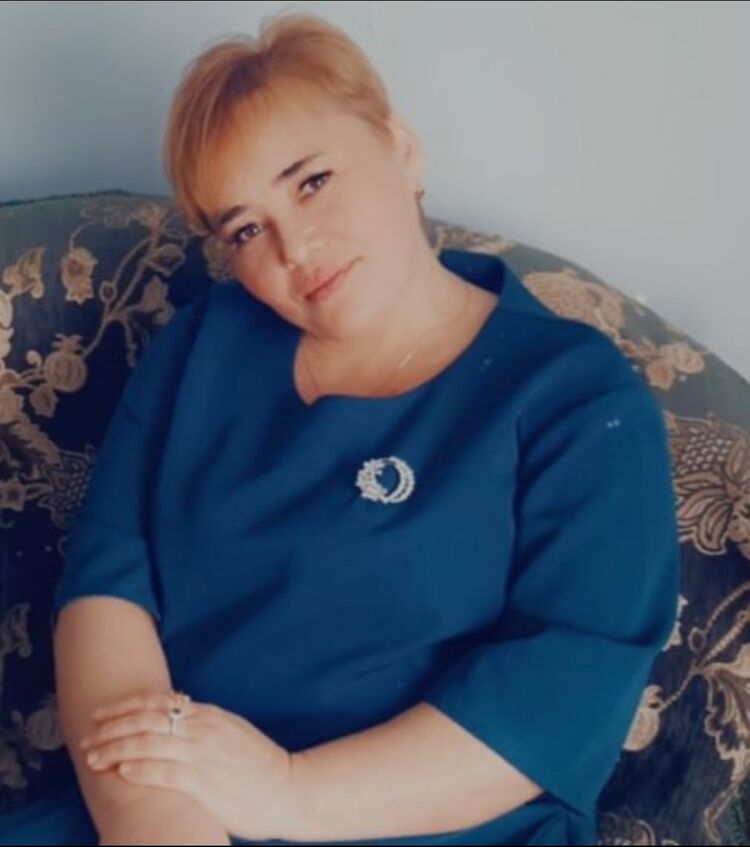  22862609  Lena, 40 ,    