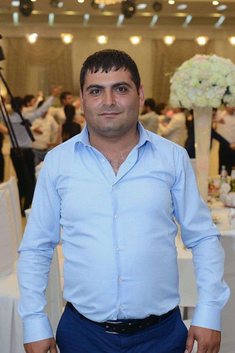 39020759  Aper, 38 ,    