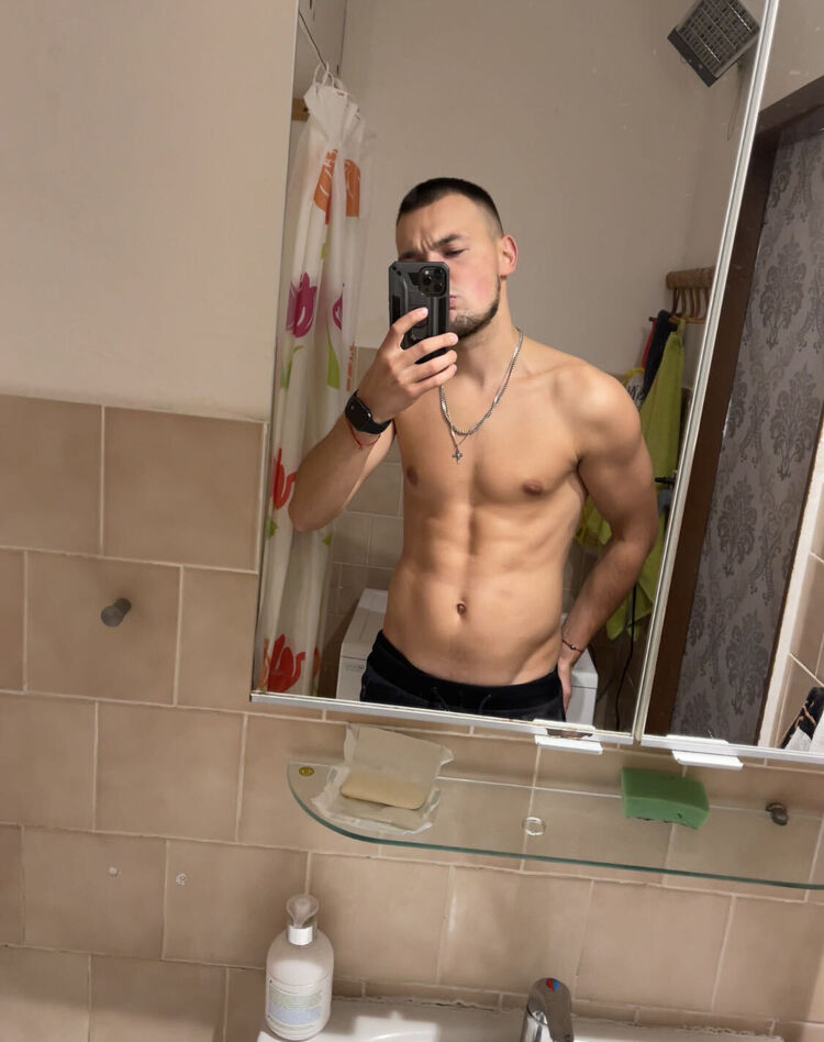  30209289  Pavel, 26 ,    Praha