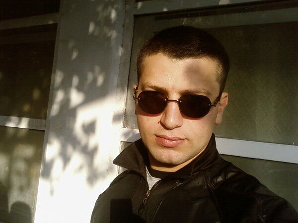  4673109  Alberto, 37 ,    