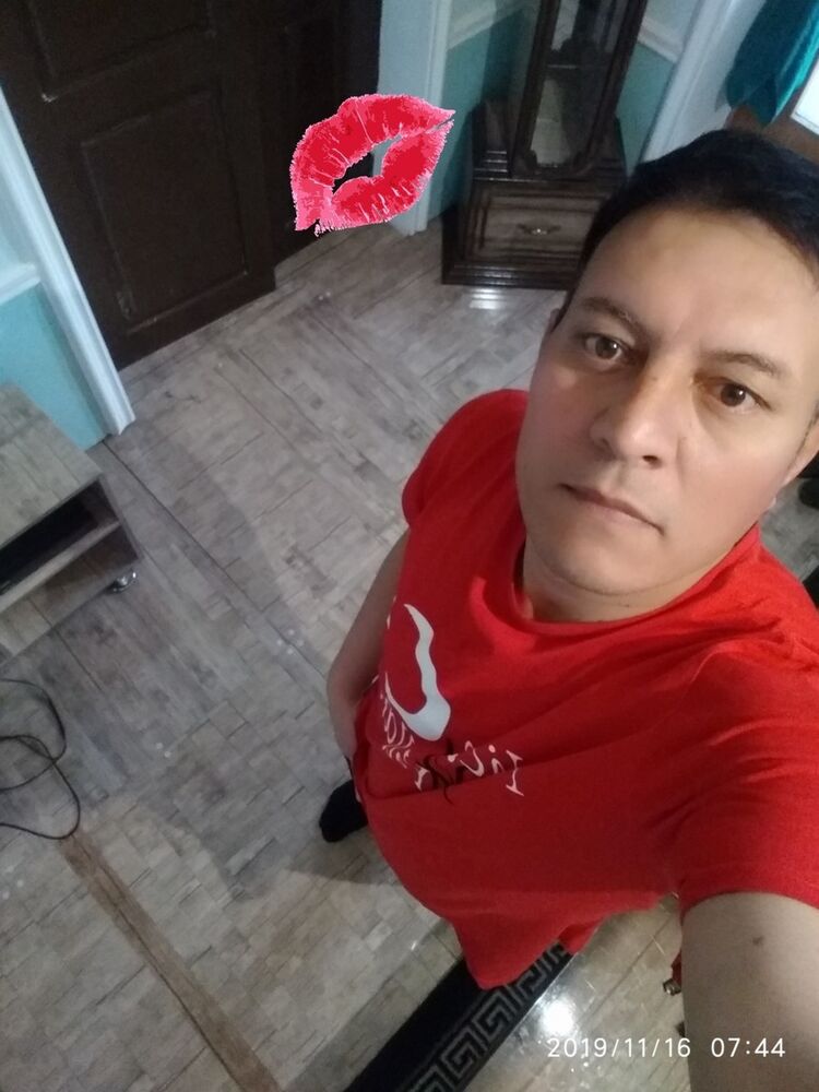  18258889  Kamol, 45 ,    