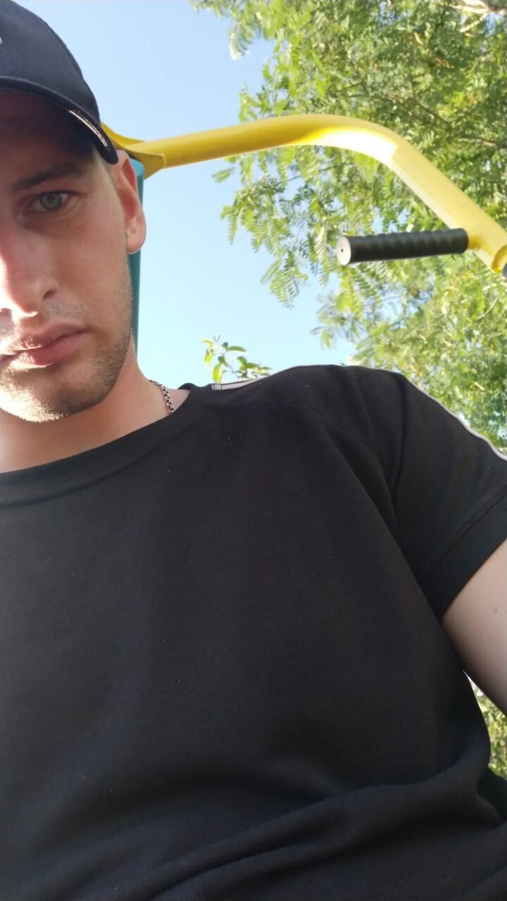  28250849  , 23 ,    