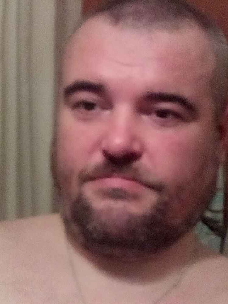  12686279  Alex, 47 ,    