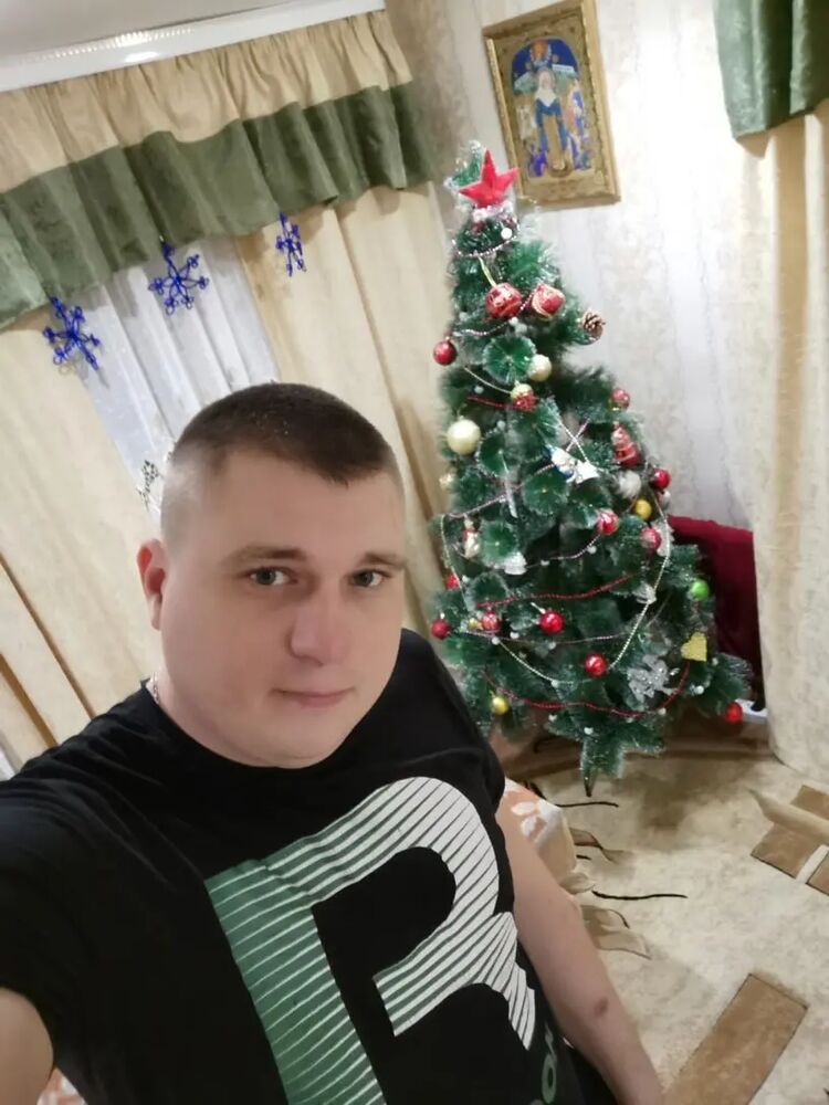 ,   Oleg, 36 ,   ,   , c , 