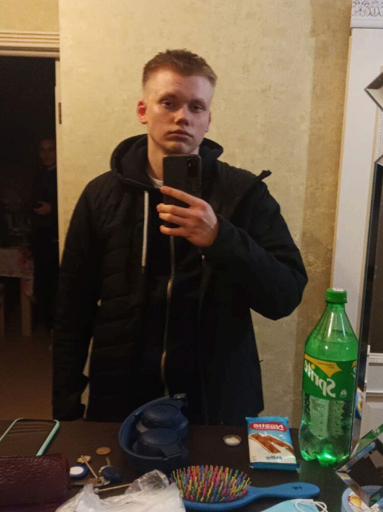 ���� 37876289 ����� �������, 22 ����, ���� ���������� � ������