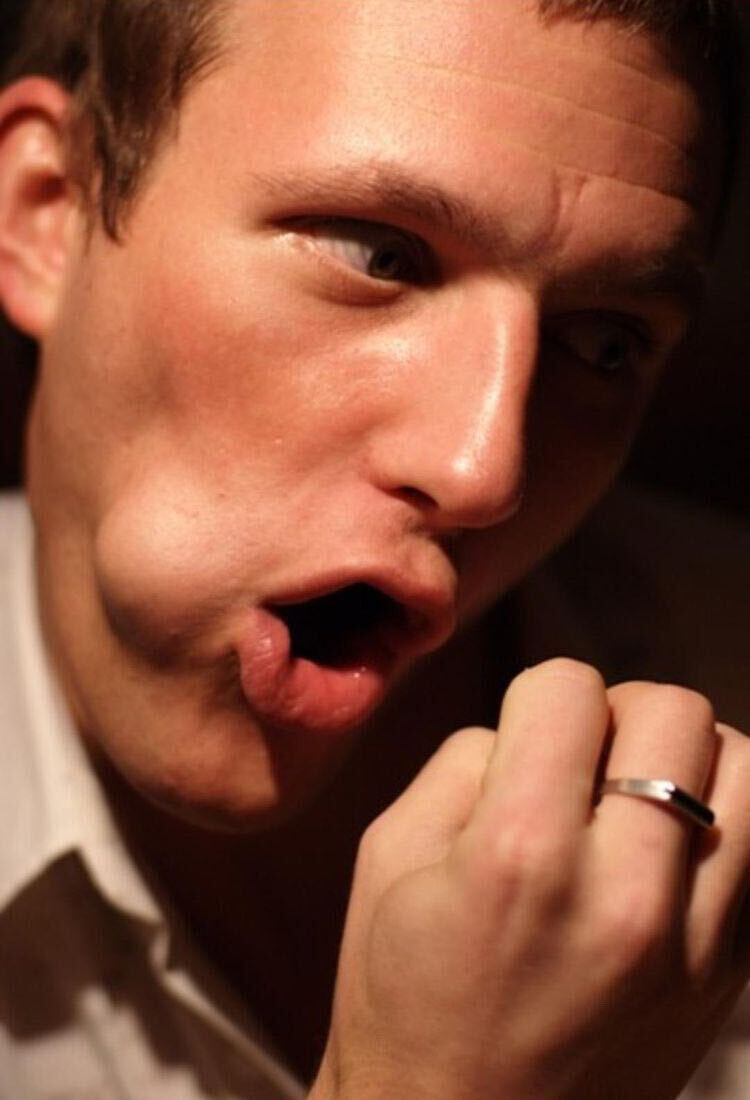  27089129  Nomad, 39 ,    