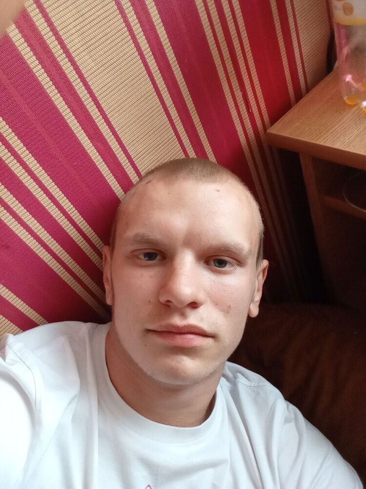  51558909  Grisha, 20 ,    