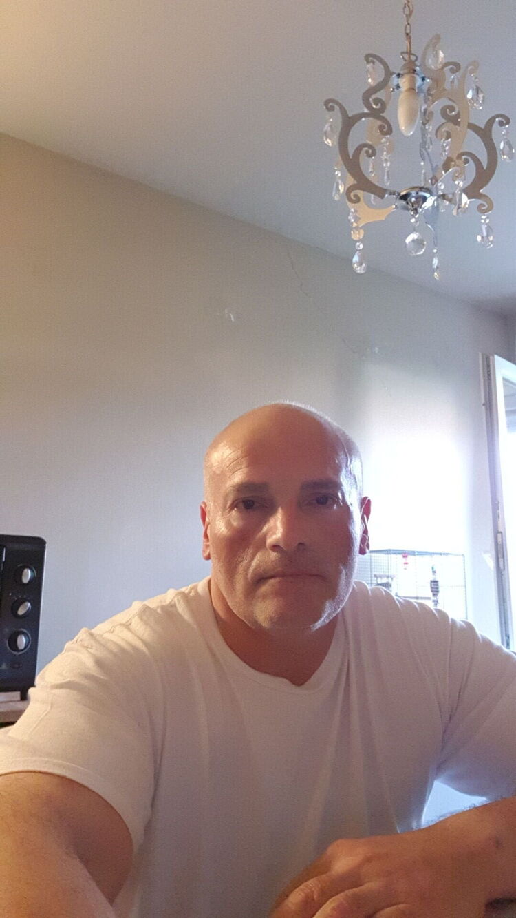  40271289  , 45 ,    