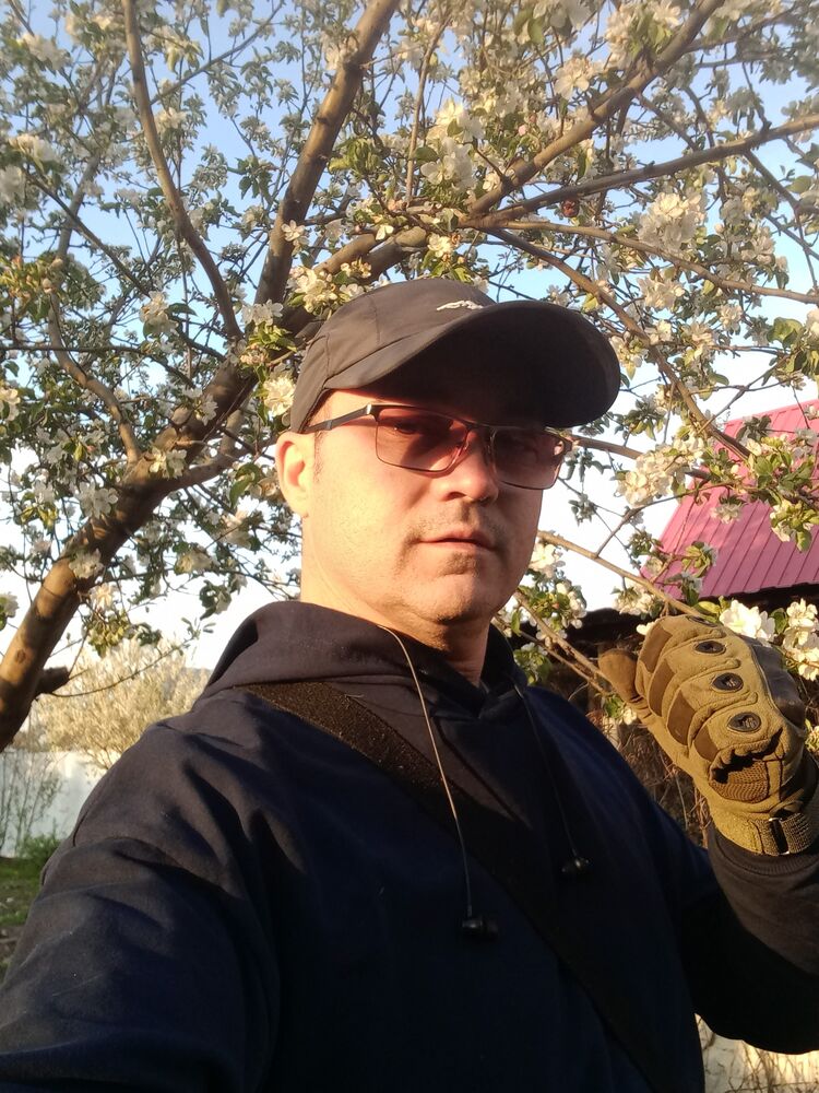  ,   Vitaly, 43 ,   ,   , 