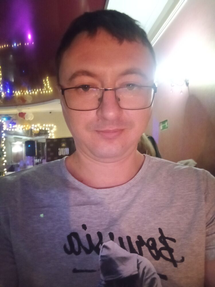  37336889  , 32 ,    
