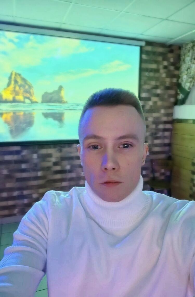  49428369  Daniil, 31 ,    