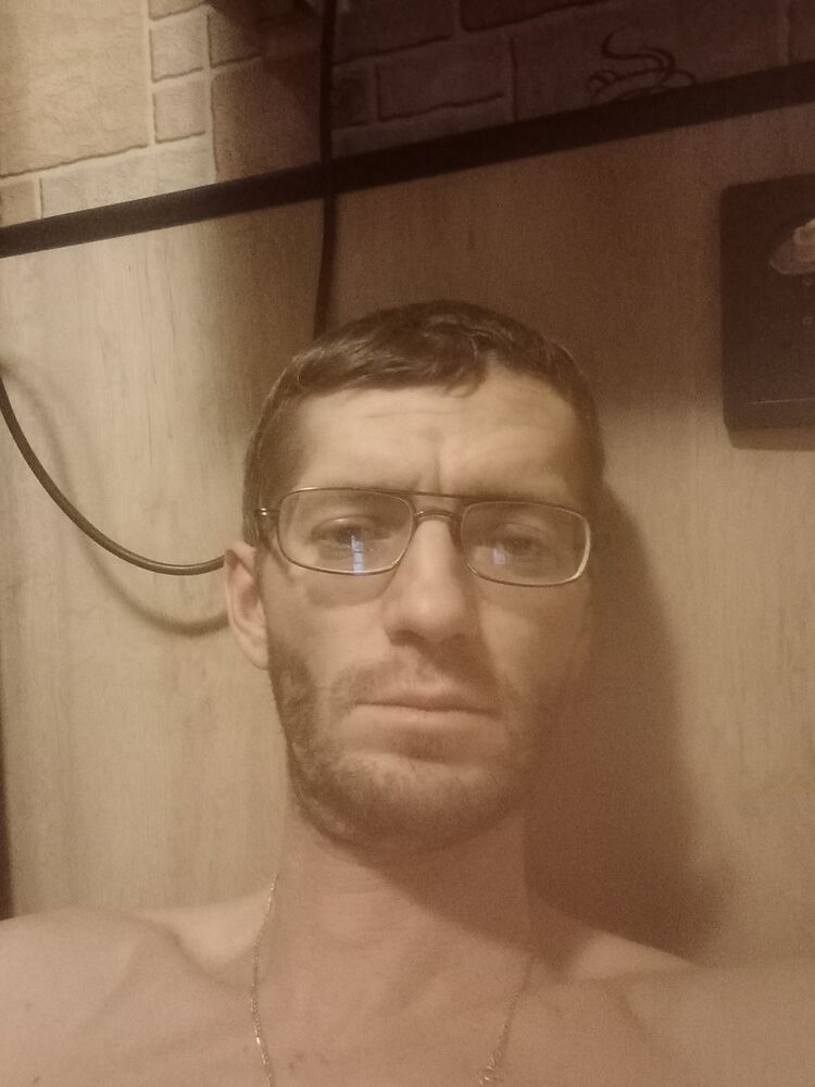 32371549  , 43 ,    
