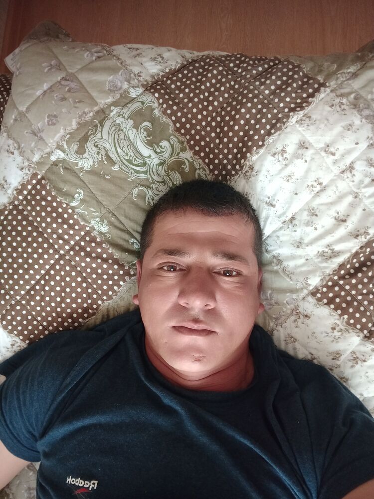  34929069  Bek, 42 ,    