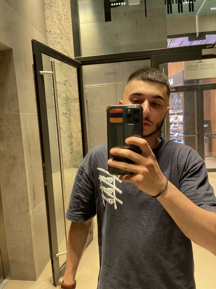  28462949  , 25 ,    