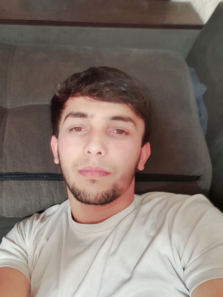  41202239  , 27 ,    