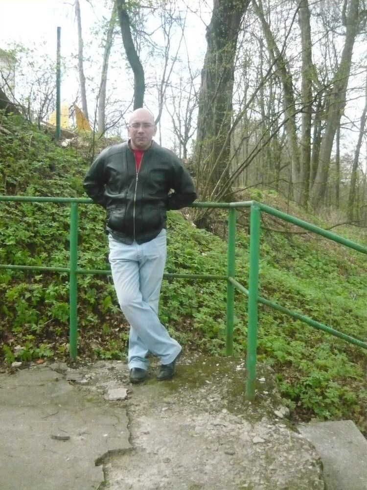  9883849  , 47 ,    