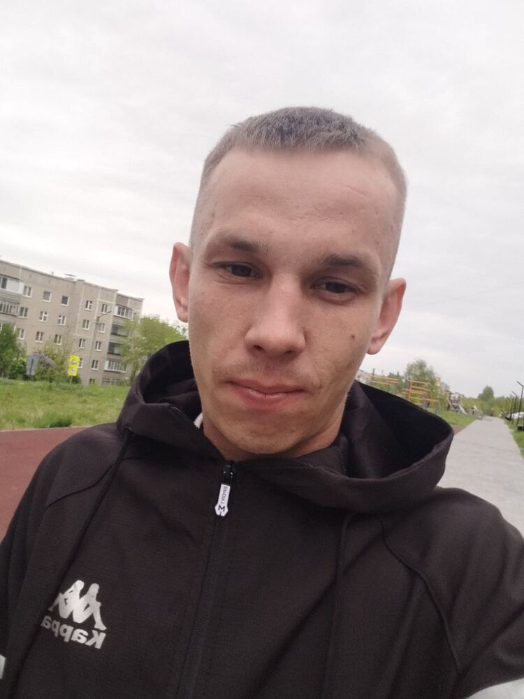 37945099  Semyon, 30 ,    