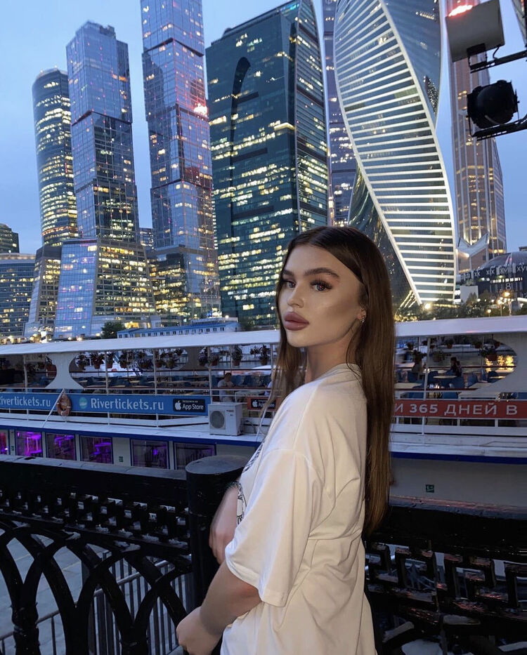 ,   Sashenka, 24 ,   ,   
