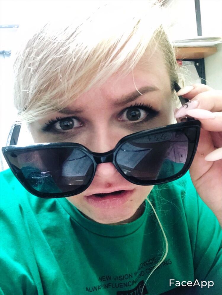  38985549  , 40 ,    -