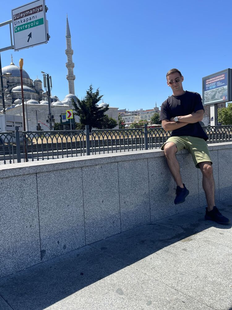  36681639  Vlad, 30 ,    