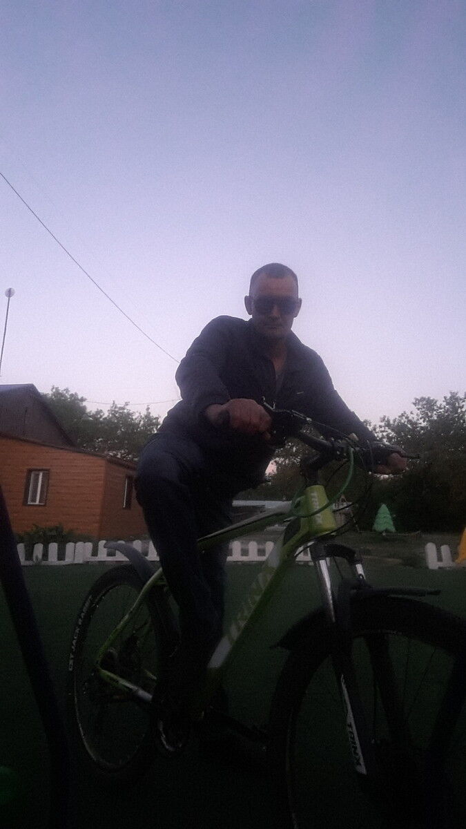  16414599  Vyacheslav, 47 ,    