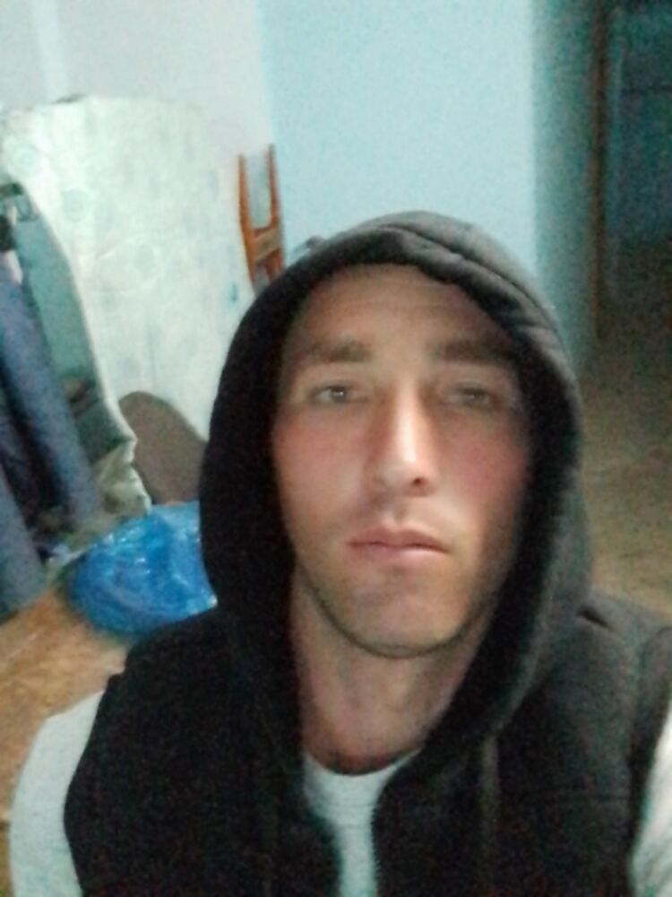  42375849  Asqar, 28 ,    