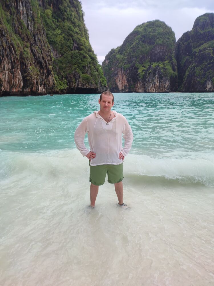   ,   Mikhail, 36 ,   ,   