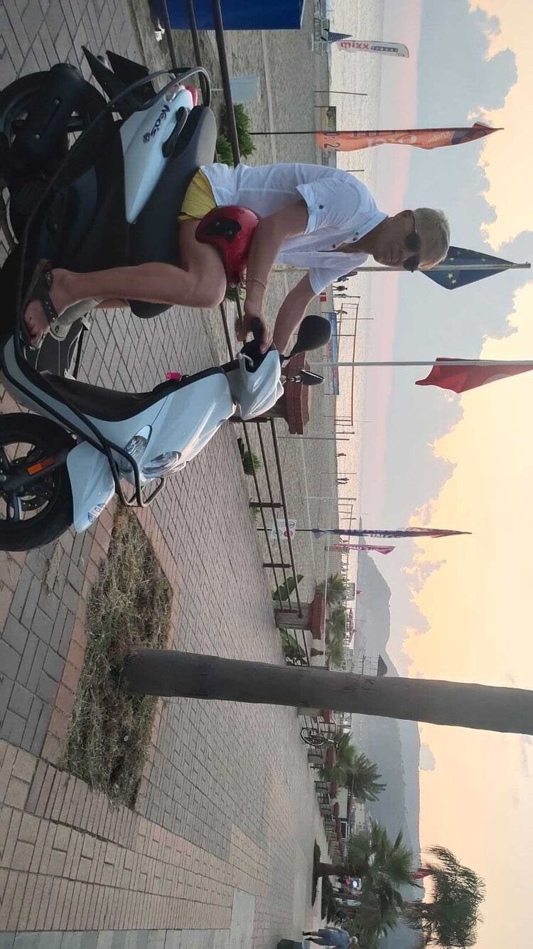  31239969  , 49 ,    