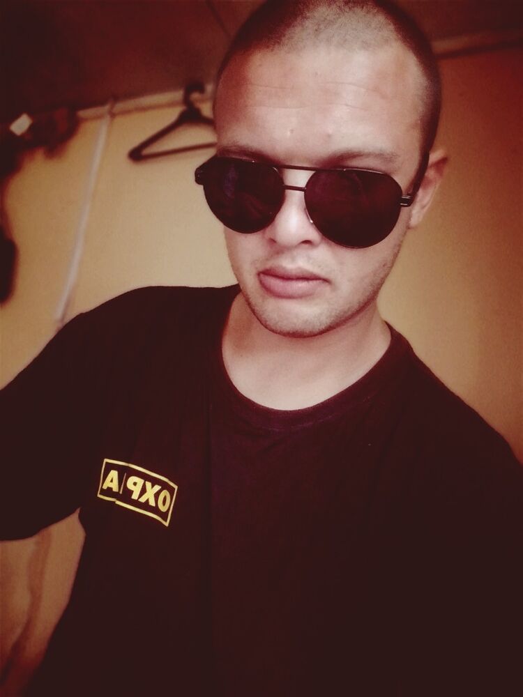  ,   Alexander, 21 ,   ,   