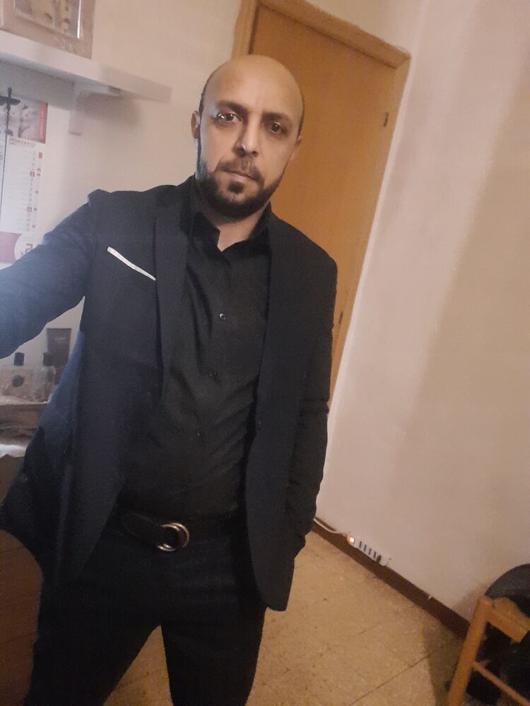  Novi Pazar,   Ivan, 39 ,   ,   , 