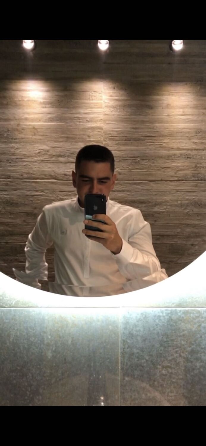  48417729  , 24 ,    